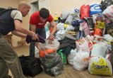 Сбор благотворительной помощи беженцам, вынужденным переселенцам
