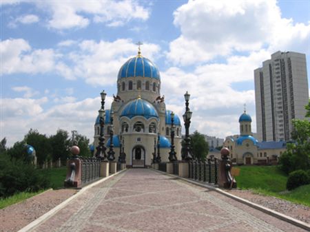 Храм Живоначальниой Троицы на Борисовских прудах