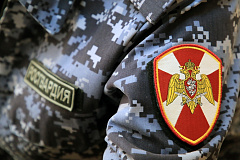 На северо-западе Москвы сотрудники Росгвардии помогли потерявшейся пенсионерке