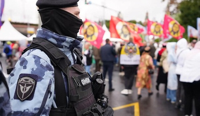 Столичные рогвардейцы обеспечили безопасность крестного хода