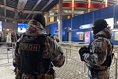 Общественную безопасность в период подготовки и проведения матчей Континентальной хоккейной лиги между клубами «Динамо» - «Северсталь» и «Спартак» - СКА обеспечили сотрудники Главного управления Росгвардии по г. Москве 